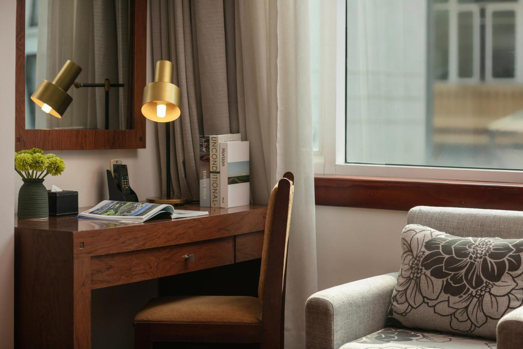 Sao Mai Boutique Hotel Ханой Екстериор снимка